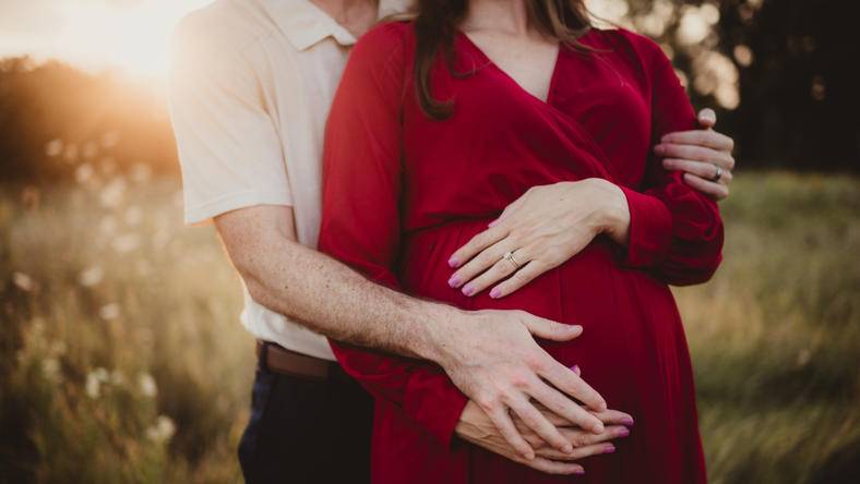 从领证到生娃只隔不到一年:中国人的婚育时间表发生了什么变化?
